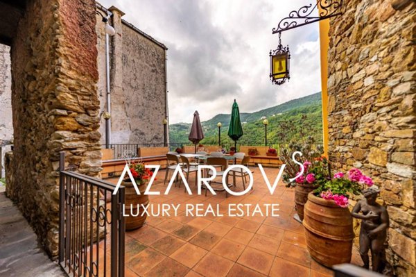 casa indipendente in vendita a Noli in zona Voze