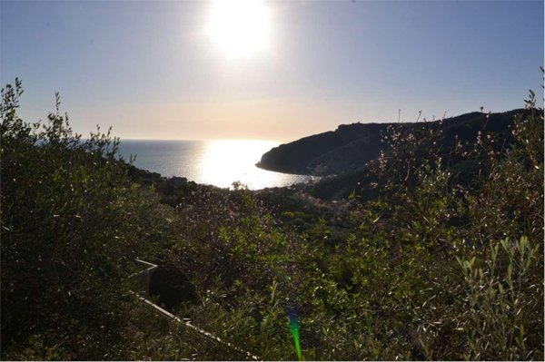 appartamento in vendita a Noli in zona Voze