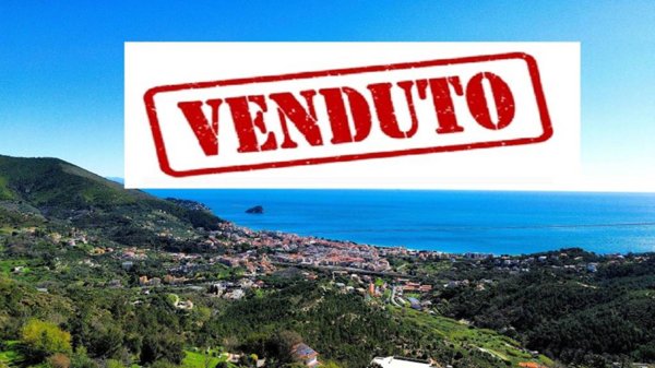 appartamento in vendita a Noli in zona Tosse