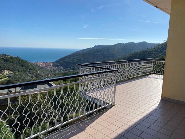 appartamento in vendita a Noli in zona Voze