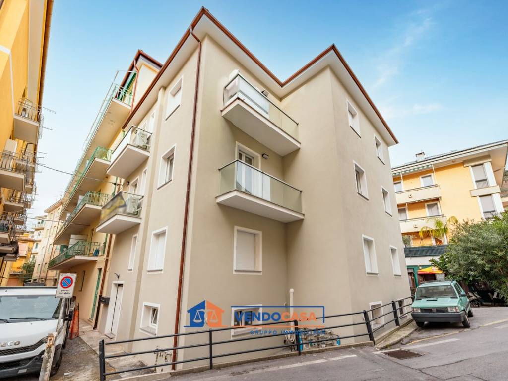 appartamento in vendita a Noli