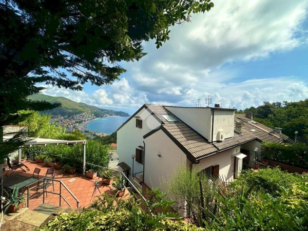 casa indipendente in vendita a Noli