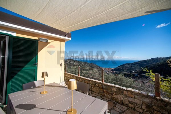 casa indipendente in vendita a Noli in zona Voze