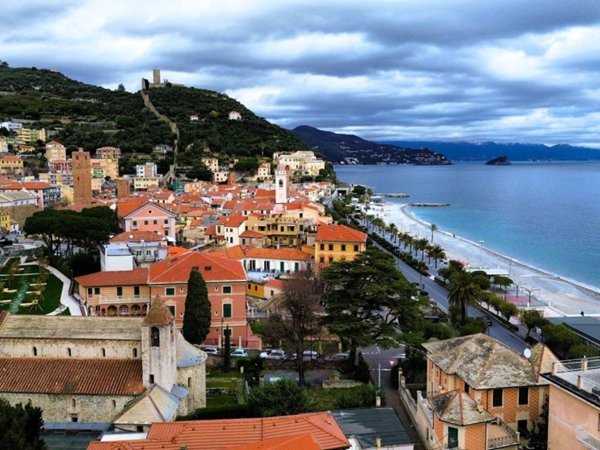 appartamento in vendita a Noli