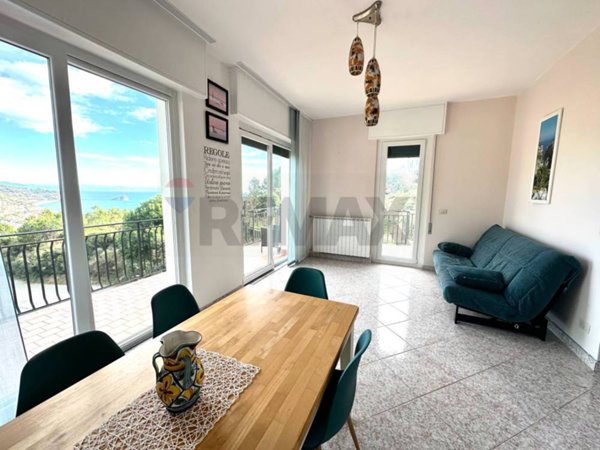 casa indipendente in vendita a Noli