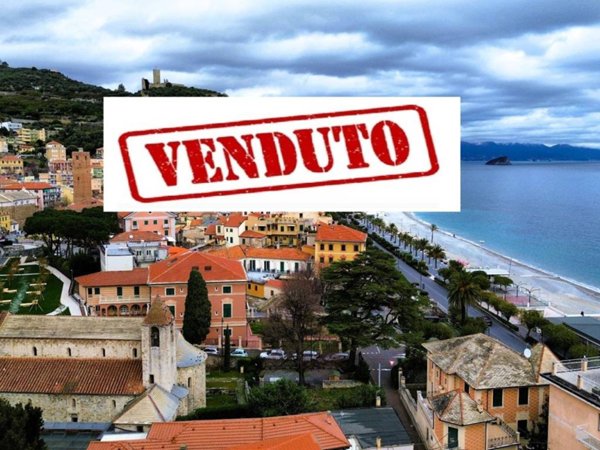 appartamento in vendita a Noli