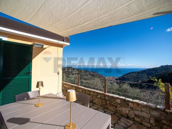 casa indipendente in vendita a Noli in zona Voze