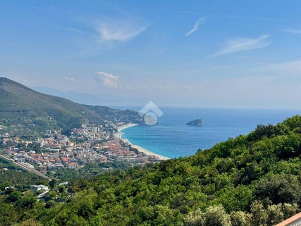 casa indipendente in vendita a Noli in zona Voze