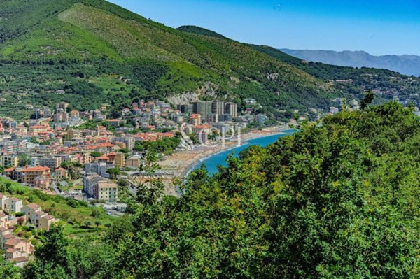 casa indipendente in vendita a Noli in zona Voze