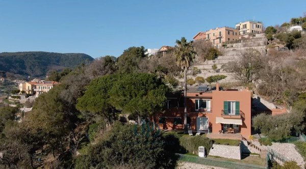 casa indipendente in vendita a Noli