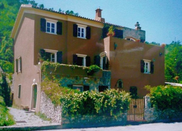 appartamento in vendita a Noli in zona Voze
