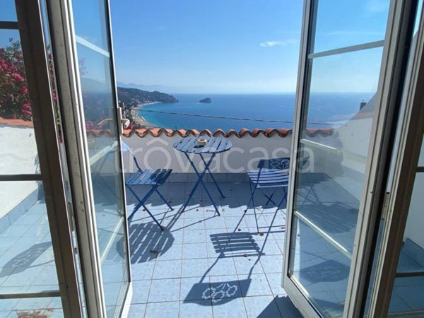 casa indipendente in vendita a Noli in zona Voze