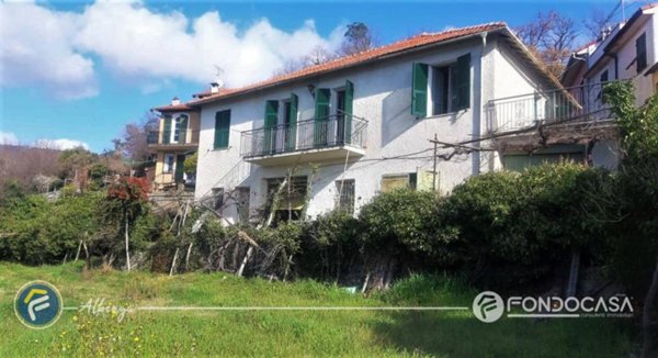 casa indipendente in vendita ad Onzo in zona Costa