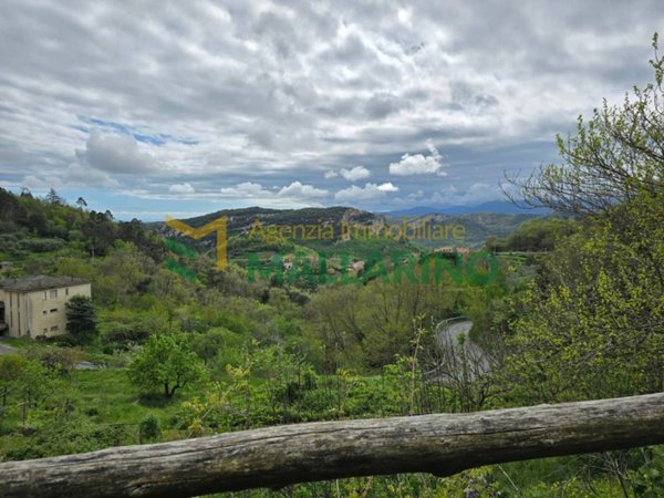 appartamento in vendita ad Orco Feglino