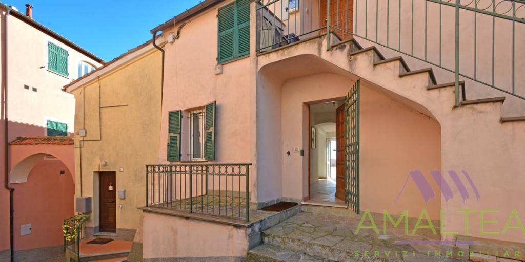 appartamento in vendita ad Orco Feglino