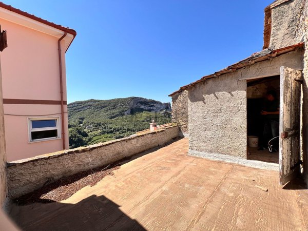 appartamento in vendita ad Orco Feglino