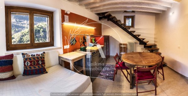 casale in vendita ad Orco Feglino