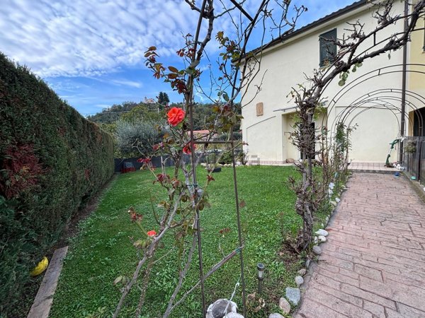 casa indipendente in vendita ad Ortovero