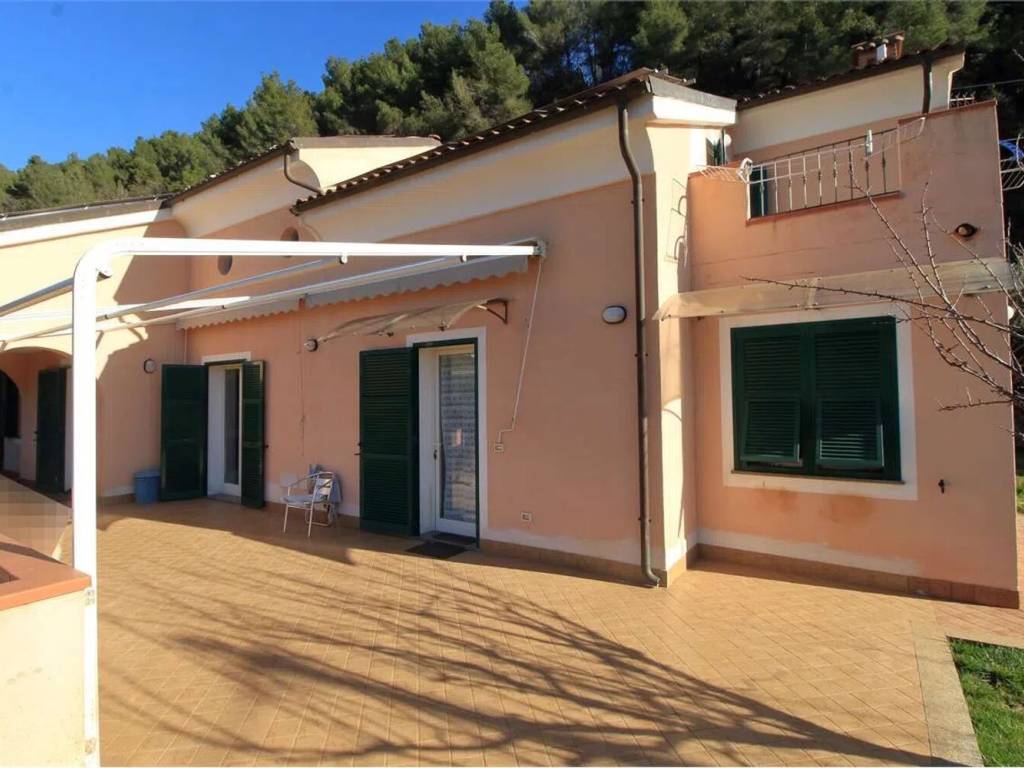 casa indipendente in vendita ad Ortovero in zona Campi