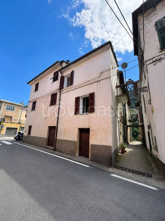 appartamento in vendita ad Ortovero in zona Pogli