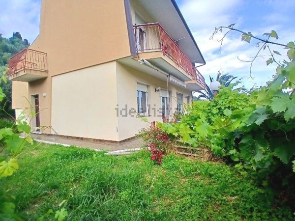 casa indipendente in vendita ad Ortovero