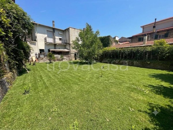 casa indipendente in vendita ad Ortovero