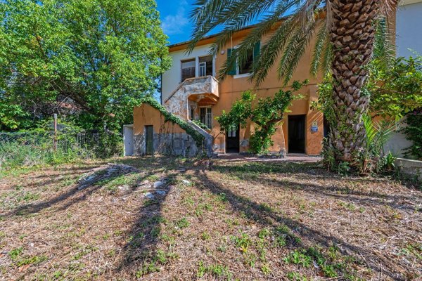 casa indipendente in vendita ad Ortovero