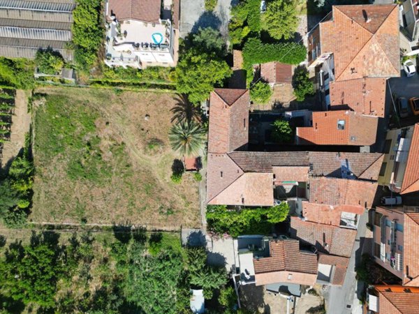 casa indipendente in vendita ad Ortovero