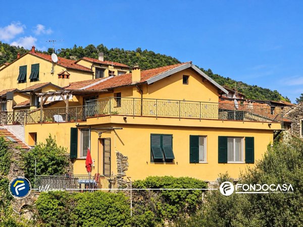 casa indipendente in vendita ad Ortovero