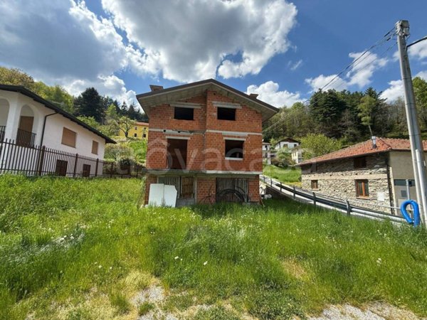 casa indipendente in vendita ad Osiglia