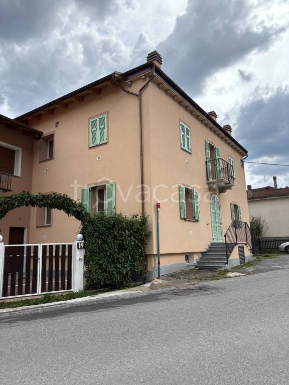 appartamento in vendita ad Osiglia in zona Barberis