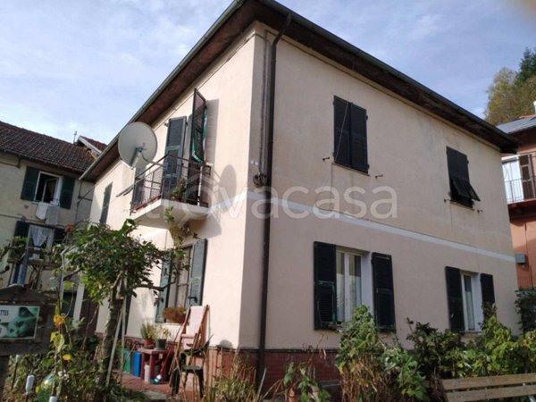 casa indipendente in vendita ad Osiglia in zona Barberis