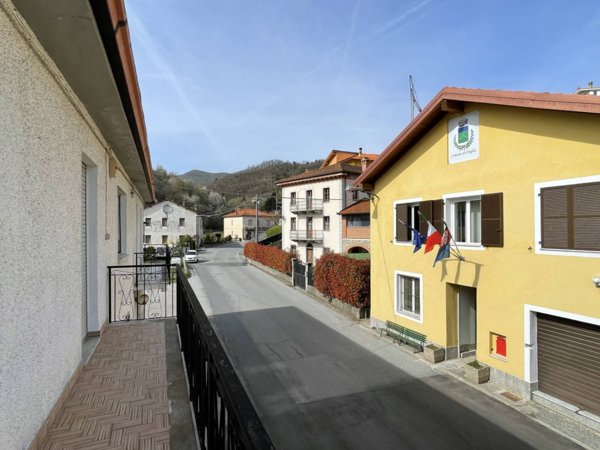 appartamento in vendita ad Osiglia