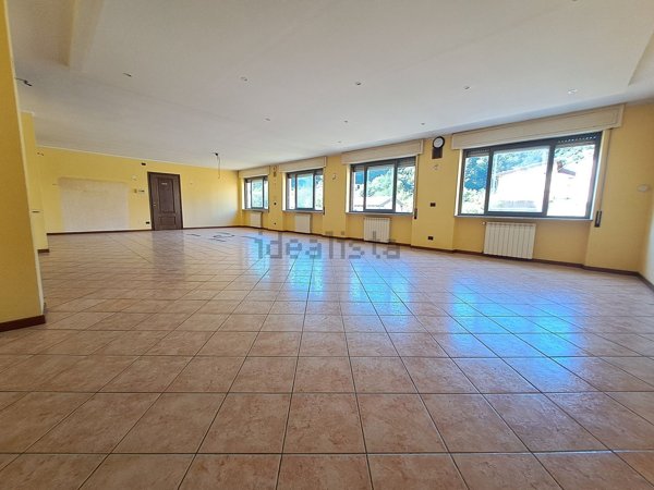 negozio in vendita ad Osiglia