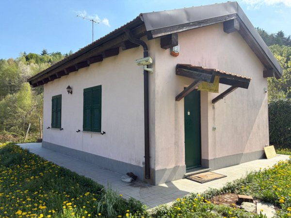 casa indipendente in vendita ad Osiglia