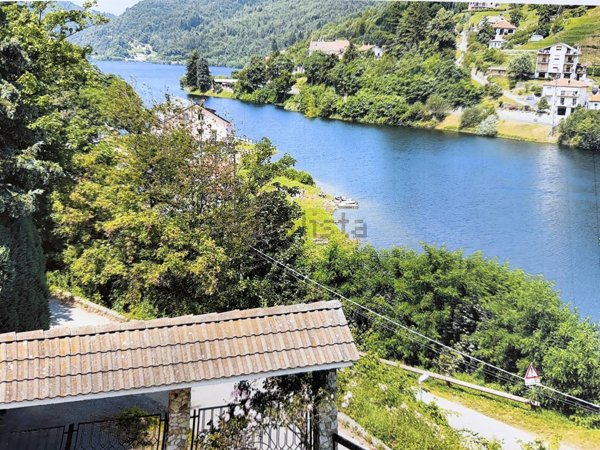 casa indipendente in vendita ad Osiglia in zona Barberis
