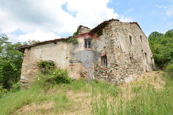 casale in vendita a Pallare in zona Biestro