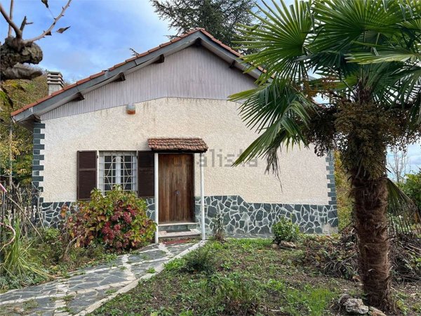 casa indipendente in vendita a Pallare
