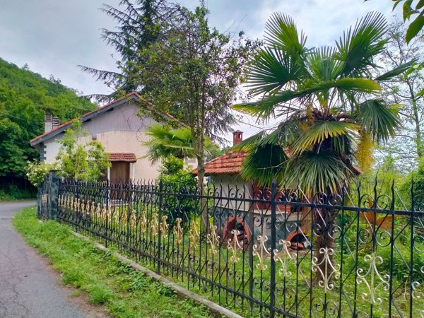 appartamento in vendita a Pallare in zona Biestro