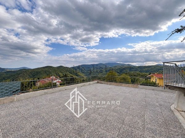appartamento in vendita a Pallare in zona Biestro