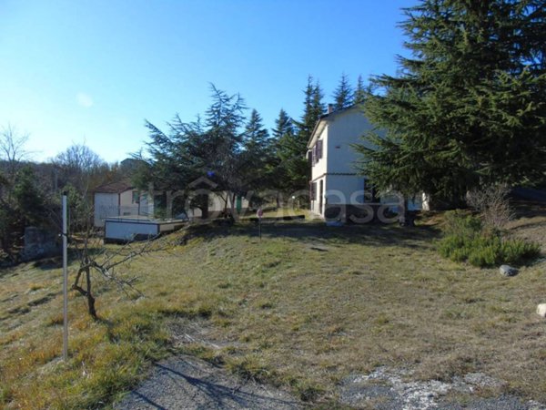 casa indipendente in vendita a Piana Crixia