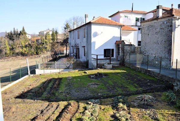 casa indipendente in vendita a Piana Crixia in zona San Massimo