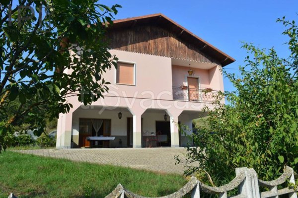 casa indipendente in vendita a Piana Crixia