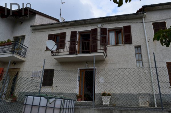 casa indipendente in vendita a Piana Crixia in zona San Massimo