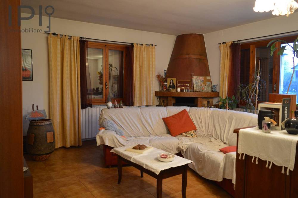 casa indipendente in vendita a Piana Crixia