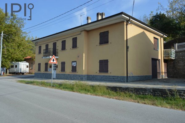 appartamento in vendita a Piana Crixia