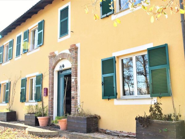 casa indipendente in vendita a Piana Crixia