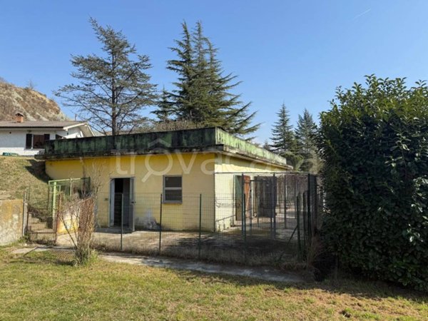 casa indipendente in vendita a Piana Crixia
