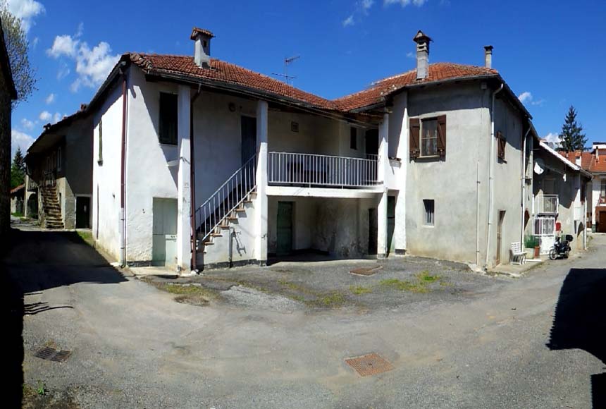 casa indipendente in vendita a Piana Crixia