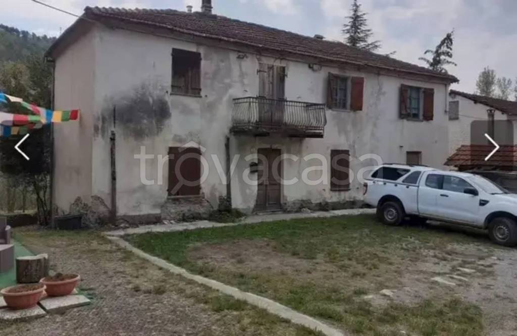 casa indipendente in vendita a Piana Crixia